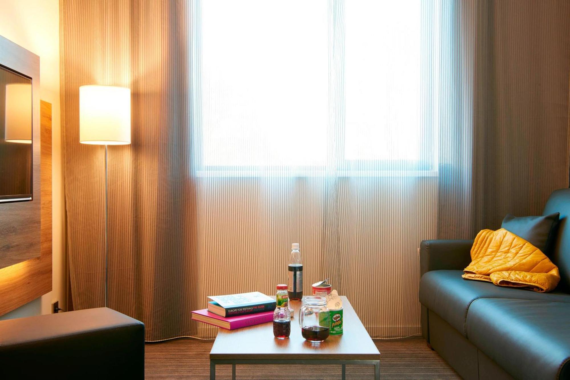 X Hotel Skjetten Extérieur photo